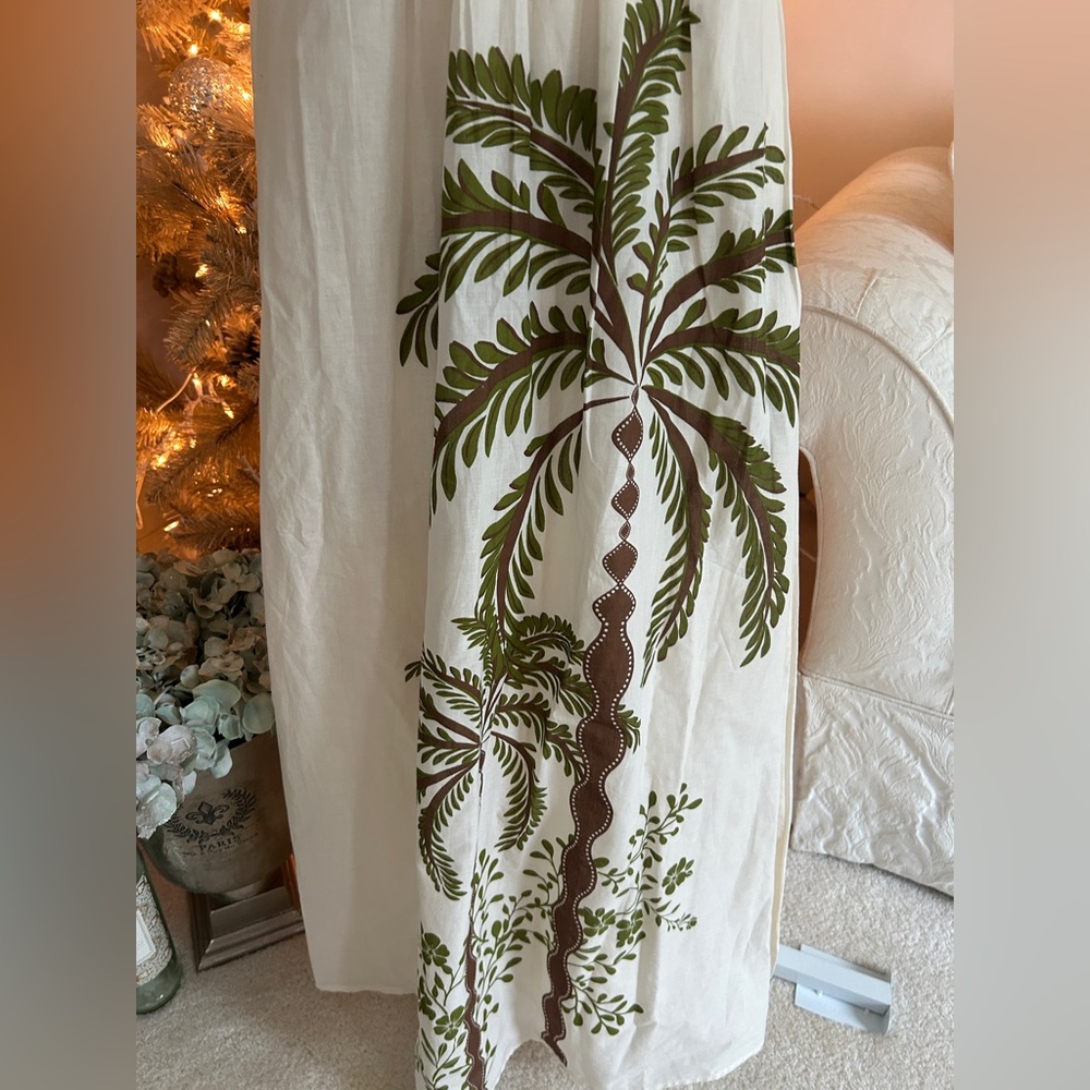 Elegant Cream Maxi Dress with Palm Tree Design - Picture 15 of 16